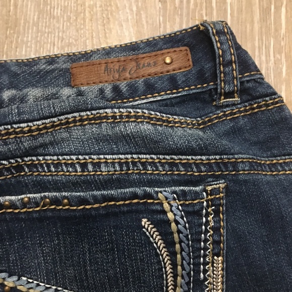 Ariya Jeans 9 10 distressed dark wash skinny - Picture 6 of 7